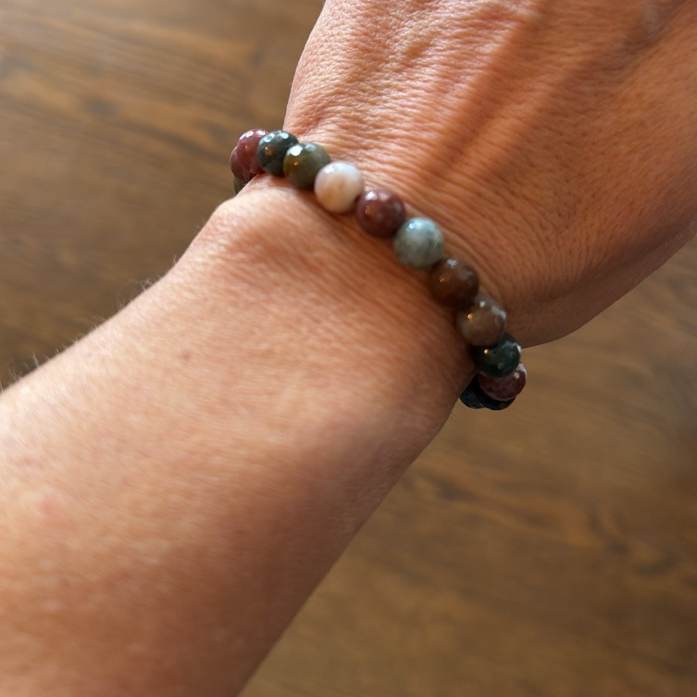 Earth tone beaded bracelet